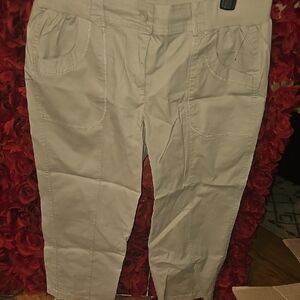 Per Se NWOT Women's Tan Ankle & Cropped Pants Size 12